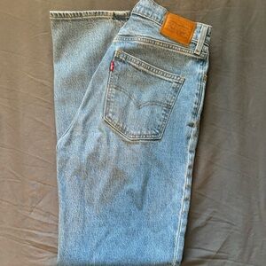 Levi’s 70s Slim High Rise Straight Jeans - Size 28